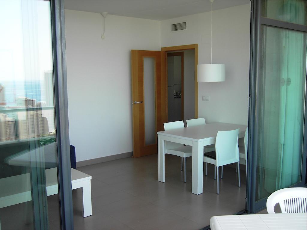 Apartamentos Con Terraza Torre D'Oboe By Renthas Benidorm Room photo