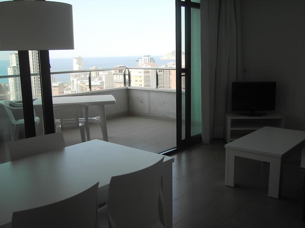Apartamentos Con Terraza Torre D'Oboe By Renthas Benidorm Room photo